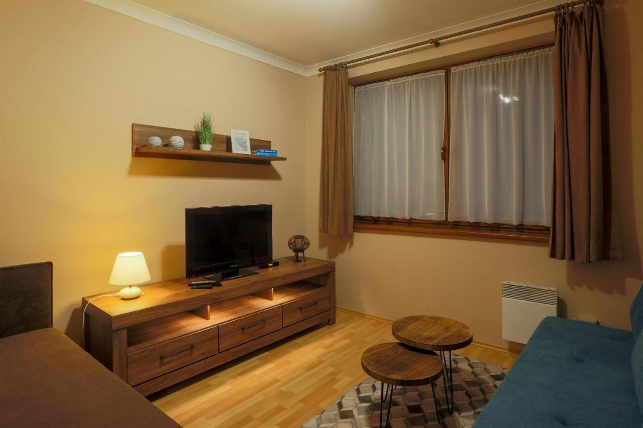Apartmanovy Dom Fatrapark 1 S Wellness - Hlavna Recepcia 鲁容贝罗克 外观 照片