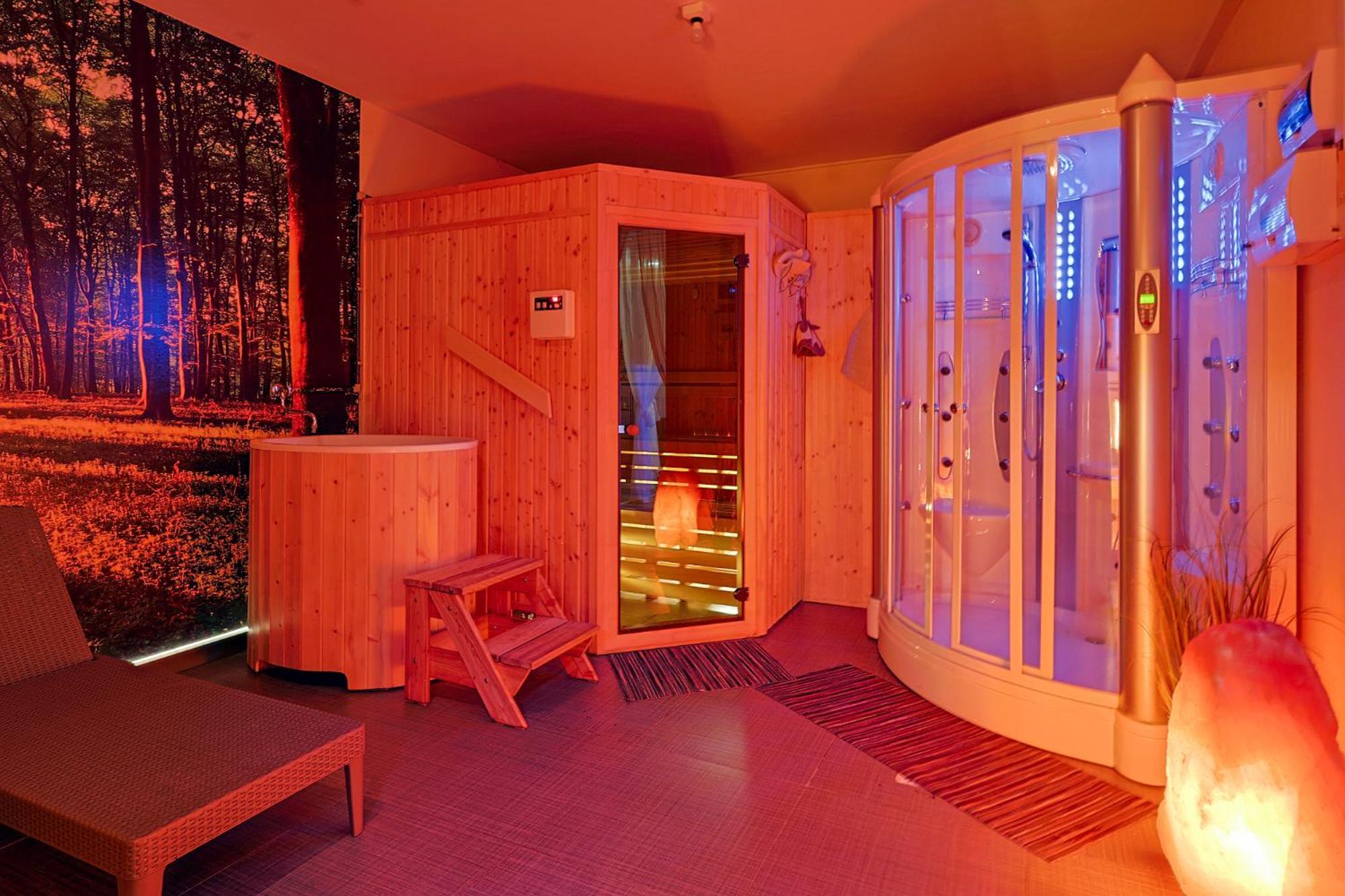 Apartmanovy Dom Fatrapark 1 S Wellness - Hlavna Recepcia 鲁容贝罗克 外观 照片