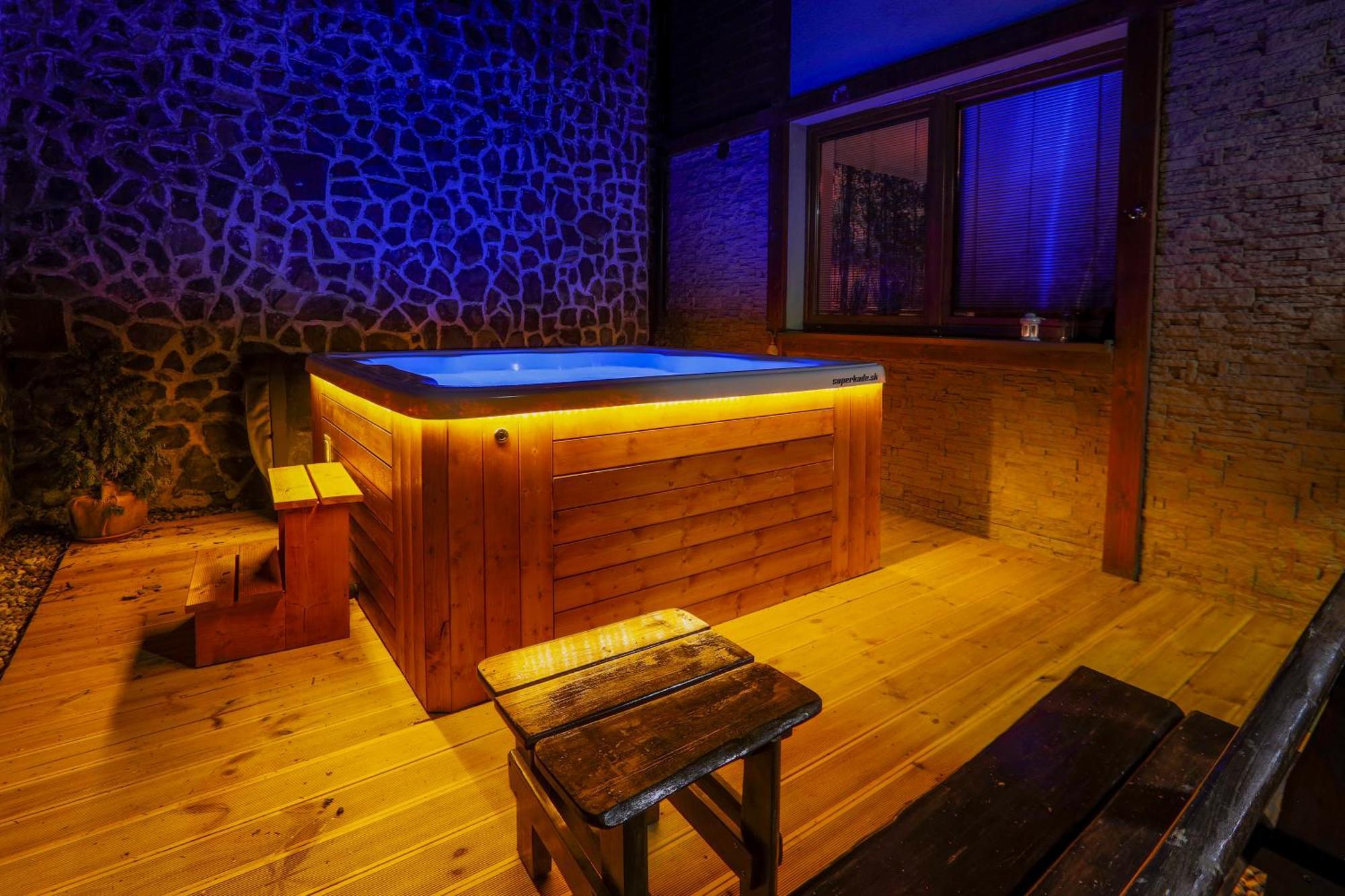 Apartmanovy Dom Fatrapark 1 S Wellness - Hlavna Recepcia 鲁容贝罗克 外观 照片